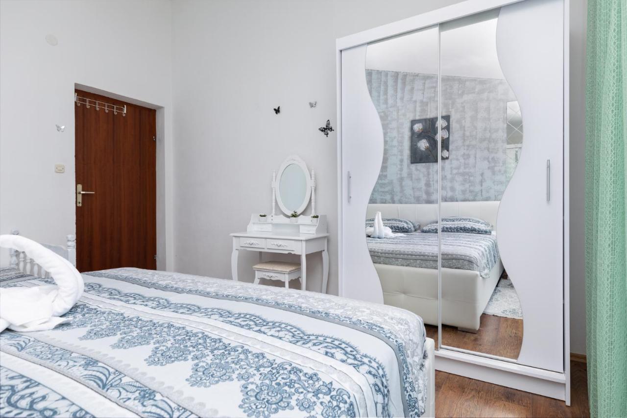 Apartments Marijo Mimice Zewnętrze zdjęcie